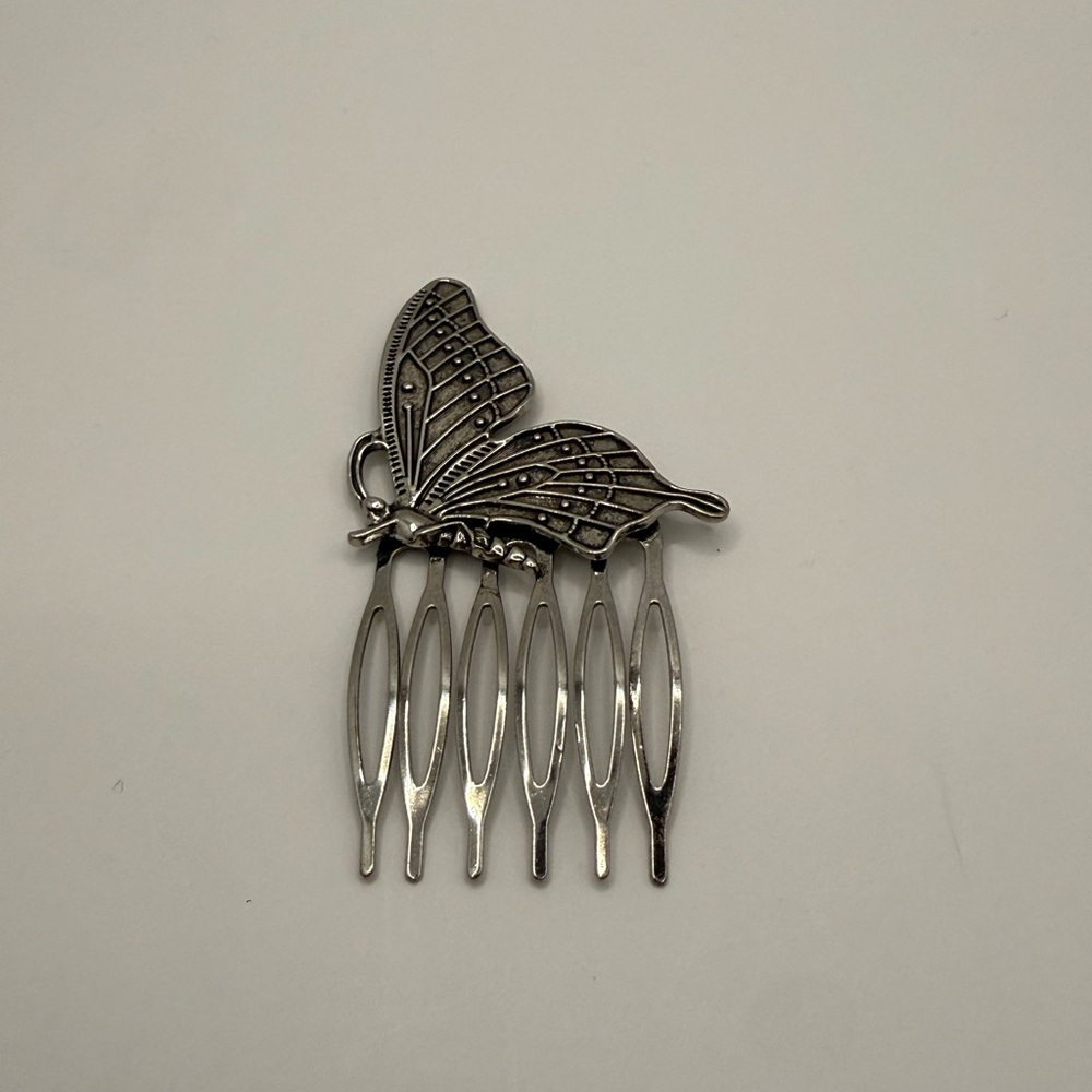 Butterfly Side Comb Vintage Silver Tone Hair Accessories Quality New - Picture 4 of 5